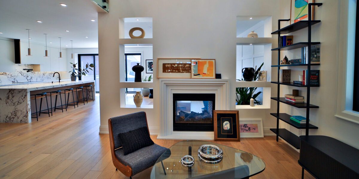 Beautiful living room with fireplace